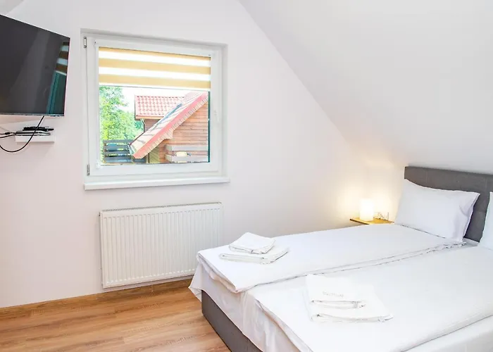 Przystanek De Luxe * Jarosławiec